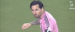 Insolite > Le très beau geste de Messi pour Djokovic
