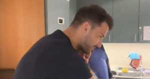 Insolite, Vidéos, ATP – Miami > La magnifique et délicate attention de Dimitrov envers une employée du tournoi