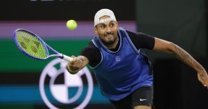 Kyrgios abandonne, ému: « à quoi bon… » – rts.ch