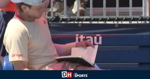 Masters 1000 de Miami : Zizou Bergs fait le buzz en lisant un livre pendant un temps mort médical (VIDÉO)