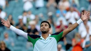 Tennis : pourquoi le Français Arthur Fils, qui vient de battre le numéro 2 Alexander Zverev, rejoint Alcaraz, Agassi, Djokovic ou encore Nadal