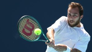 Tennis : un forfait et un abandon… Le Toulousain Hugo Gaston rejoint miraculeusement le deuxième tour du Masters 1000 de Miami