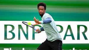 problème d&rsquo;éclairage, pluie… Le match de Gaël Monfils tourne au fiasco