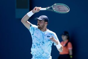 Benjamin Bonzi bat Marin Cilic au Masters 1000 de Madrid et retrouve la victoire sur le circuit ATP