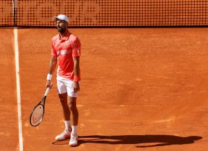 Djokovic s’incline contre Arnaldi et prend la porte d’entrée à Madrid
