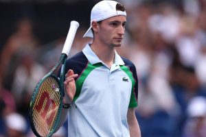 Humbert balayé par De Minaur en quarts de finale de l’UTS Nîmes