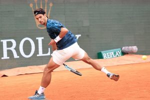 Musetti renverse le tenant du titre Tsitsipas pour s’offrir sa première demi-finale à Monte-Carlo