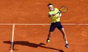 Ruud, tenant du titre, remporte son premier match à Barcelone