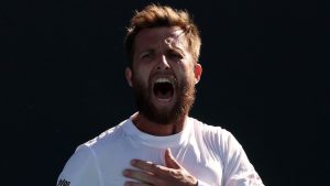 Tennis : « Ferme ta g*** », « si je te trouve, je te frappe ! » Un tennisman français craque en plein match face au public