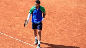 VIDEO. Tennis : « Terrible ! » L’image très impressionnante d’Arthur Fils, proche de provoquer un grave accident avec le public de Monte-Carlo