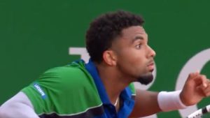 VIDEO. Tennis : la grosse frayeur d’Arthur Fils au moment de célébrer sa victoire au Masters 1000 de Monte-Carlo