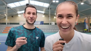 VIDEO. Tennis : pour lutter contre les clichés sexistes sur le niveau des joueuses, cette Française s’est lancé le défi d’affronter des hommes