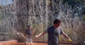 Vidéos, ATP > Les premières images d&rsquo;Andrey Rublev avec Marat Safin, son nouveau coach