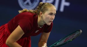 WTA > Mirra Andreeva dévoile sa drôle de méthode avant un match important : « Je ferme les yeux et j&rsquo;essaie d&rsquo;imaginer que je suis Federer ou Nadal »