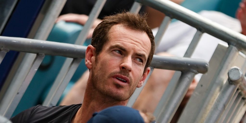 ATP > Andy Murray : « Quand j’ai fait mes débuts sur le circuit, je m’entraînais beaucoup avec Federer au début, puis lorsque j’ai progressé, il n’a plus voulu s’entraîner avec moi »