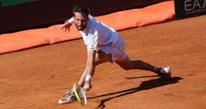 ATP, France > Alexandra Moutet, maman de Corentin : « Il est son pire ennemi. C&rsquo;était quand même un des rares Français à réussir à se mettre un public français à dos »