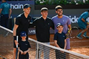 « Alcaraz et Sinner aujourd&rsquo;hui, c&rsquo;est peut-être plus fort qu&rsquo;à l&rsquo;époque Djokovic, Federer et Nadal »