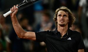 Après un début difficile, Zverev déroule contre De Jong à Roland-Garros