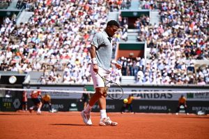 Arthur Fils, blessé, forfait pour son troisième tour de Roland-Garros face à Andrey Rublev