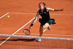 Carole Monnet cède en trois sets contre Katie Boulter au premier tour de Roland-Garros
