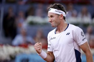 Casper Ruud domine Jack Draper en finale à Madrid et remporte son premier Masters 1000