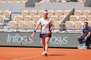 « C&rsquo;est une honte de la part de la fédération » : Ons Jabeur remontée contre le peu de matches féminins programmés en nocturne à Roland-Garros