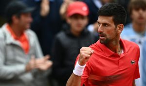 Djokovic aperçu à vélo dans les rues de Paris