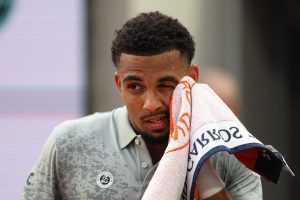« Ici c’est Paris, pas Marseille ! » : à Roland-Garros, la finale de la Ligue des champions du PSG traîne partout
