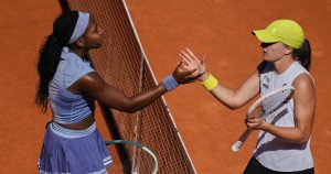 Iga Swiatek balayée par Coco Gauff en demi-finale – rts.ch