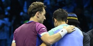 Insolite, ATP > Casper Ruud sur Carlos Alcaraz : « J&rsquo;ai entendu dire qu&rsquo;il vivait toujours avec ses parents à Murcie et qu&rsquo;il avait toujours sa chambre d&rsquo;enfance. C&rsquo;est un homme très humble. Que peut-on demander de plus à un athlète ? »