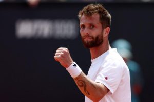 « J&rsquo;ai cru en moi du premier au dernier point »  : Corentin Moutet très heureux après sa victoire à Rome contre Holger Rune