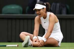 « Je vais juste essayer d’améliorer les choses », promet Raducanu, qui souffre du dos à Strasbourg