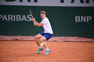 « J&rsquo;étais tellement loin » : dans la trace de Kyrian Jacquet, Ugo Blanchet s&rsquo;offre son premier tableau principal à Roland-Garros
