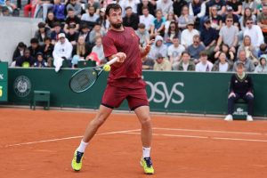 Quentin Halys vient à bout de Miomir Kecmanovic et atteint le troisième tour de Roland-Garros pour la première fois