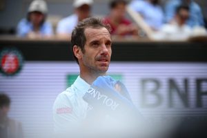 Richard Gasquet fait ses adieux au tennis après sa défaite face à Jannik Sinner au deuxième tour de Roland-Garros