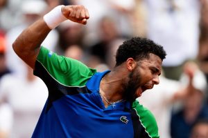 Roland-Garros : Arthur Fils aborde le tournoi avec « plus d’expérience »
