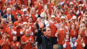 Roland-Garros : « C’est ridicule… » Après l’hommage rendu à Rafael Nadal, l’élan de cupidité de certains spectateurs vivement critiqué