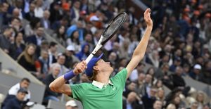 Roland Garros > Fabrice Santoro : « Sinner est le roi de la glisse, le dernier joueur qui ne savait pas glisser et qui s&rsquo;est imposé à Paris était Agassi »