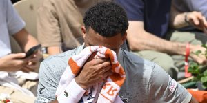 Roland Garros > Inquiétude pour Arthur Fils après son forfait : « Malheureusement, ça s&rsquo;est très franchement aggravé lors de mon match contre Munar… »
