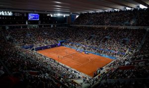 Roland Garros > « La programmation, ce n&rsquo;est pas possible en fait. Quand on paie plus de 80 euros la place, ça fait mal. À l&rsquo;avenir, j&rsquo;éviterai de prendre des places pour la night session d&rsquo;un deuxième tour », déclarent des spectateurs déçus et en colère