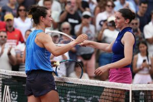 Roland-Garros : Loïs Boisson remporte le duel français face à Elsa Jacquemot