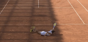 Roland Garros, Vidéos > À plat ventre sur le court, Ben Shelton remporte un point insensé