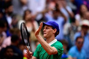 Sinner et Djokovic tranquilles, Keys galère