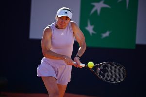 Svitolina domine Collins à Rome et rejoint son deuxième quart de finale consécutif en WTA 1000