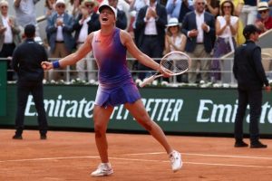 Swiatek élimine Cristian et garde ses chances de titre intactes à Roland-Garros