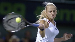 Tennis : « Il m’a maltraitée dès l’âge de 6 ans… » Une ancienne star annonce le décès de son père, véritable tyran lors de son enfance