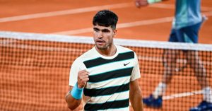 Tennis – Roland-Garros (H) : Alcaraz s’impose face à Dzumhur en perdant à nouveau un set