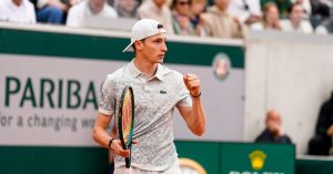 Tennis – Roland-Garros (H) : Humbert se qualifie en trois sets