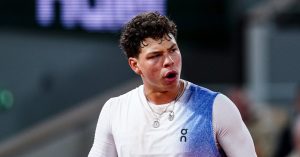 Tennis – Roland-Garros (H) : Shelton met fin au rêve de Gigante