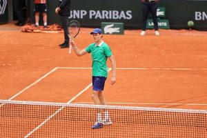 « Tout peut changer d&rsquo;un match sur l&rsquo;autre » prévient Jannik Sinner après sa démonstration contre Jiri Lehecka